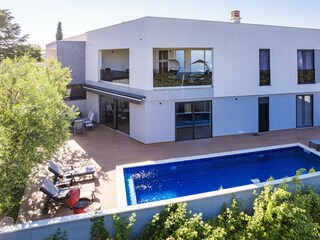 Villa Mali Maj Buitenaudio-opname 19