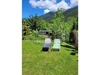 Liegen im Garten