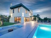 Beautiful and modern villa Grisi