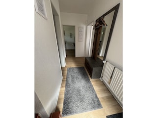 Flur unten
