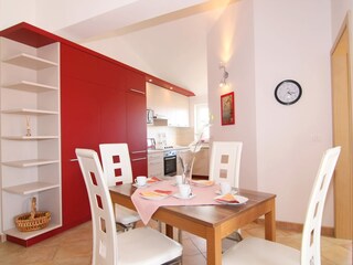 Dining area for up to 6 Person