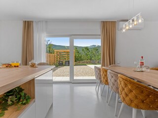 Villa Krivodol (Podbablje) Kenmerken 1