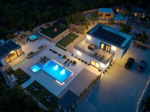 NIEUW Villa Begovina met een privézwembad, Hot-Tub, 4 slaapkamers