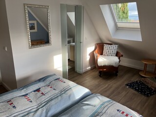 Leuchtturm-Zimmer mit Bad
