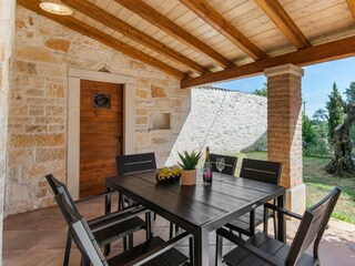 Villa Tinjan Buitenaudio-opname 2