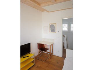 3rd sleeping room or relax room