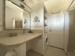 Duschvorhang für jeden Gast frisch aufgehängt