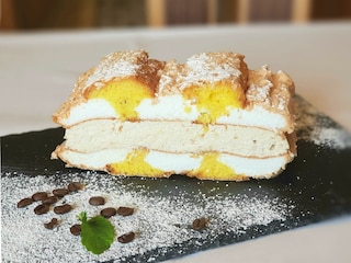 Köstlich, die berühmte Kardinalschnitte