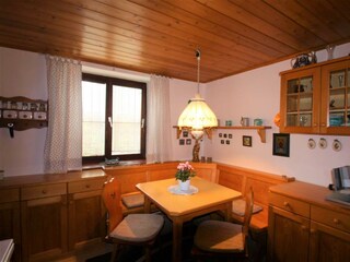 Essecke in der Wohnküche Landhaus Leitersdorf