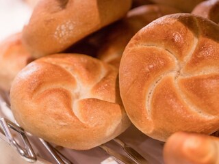 Ganz frische Semmerl