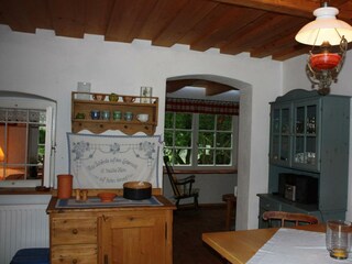 Küche mit Blick zur Veranda Romantikstöckl Altes G