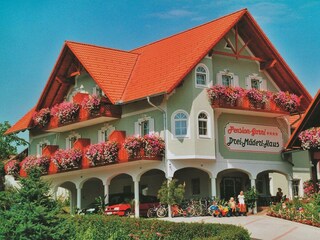 Hotel-Garni Drei Mäderl Haus Außenansicht