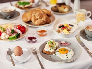 Barbara Majcan_Vitalhotel Fruehstueck_14000_Web