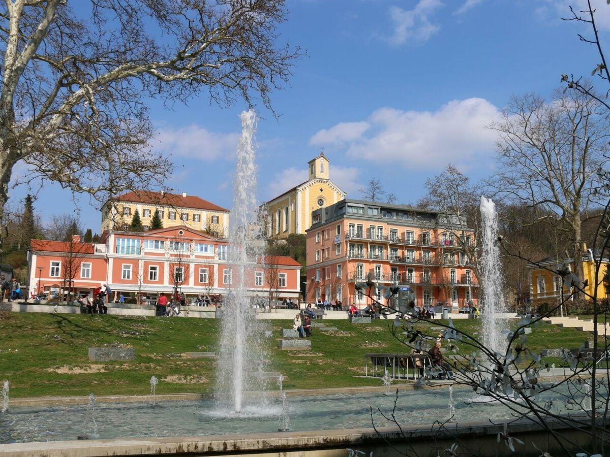 Bad Gleichenberg Springbrunnen im Park