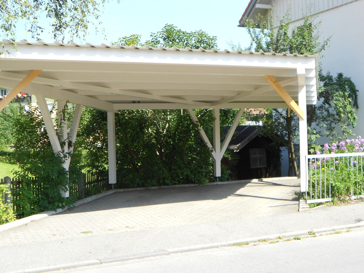 Carport nach Verfügung