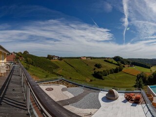 Klein-Holland 270 m2 Sonnenterrasse