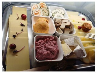 ab980da9-e8d3-4a5c-84d4-0d865d3a48a0