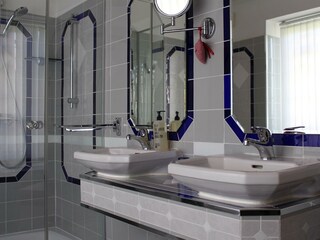 Klein-Holland Josephine Bad