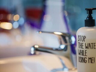 Klein-Holland Josephine Bad