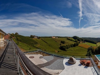 Klein-Holland 270 m2 Sonnenterrasse