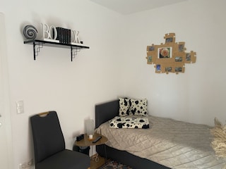 kleines Schlafzimmer 2