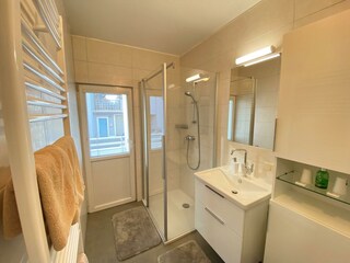 neu renoviertes Badezimmer