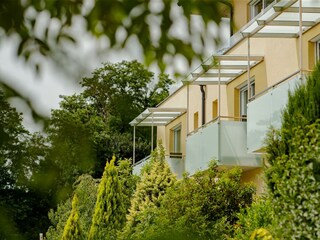 Pool-Blick Balkone
