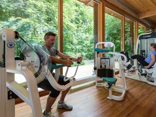 Fitnesscenter mit Blick ins Grüne