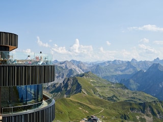 Gipfelrestaurant Nebelhorn 2224 m