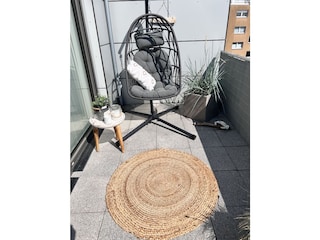 Dachterrasse mit Hängesessel