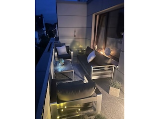 Dachterrasse bei Nacht