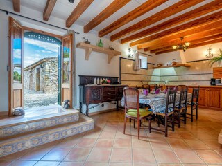 Villa Sant Joan Caratteristiche 22