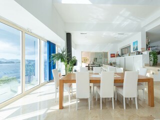 Living/dining room