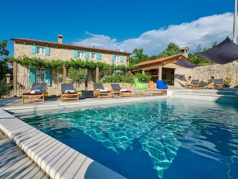 Villa Charming villa with pool near the beach Rabac
