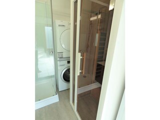 Badezimmer 2 - Sauna (ausziehbar)