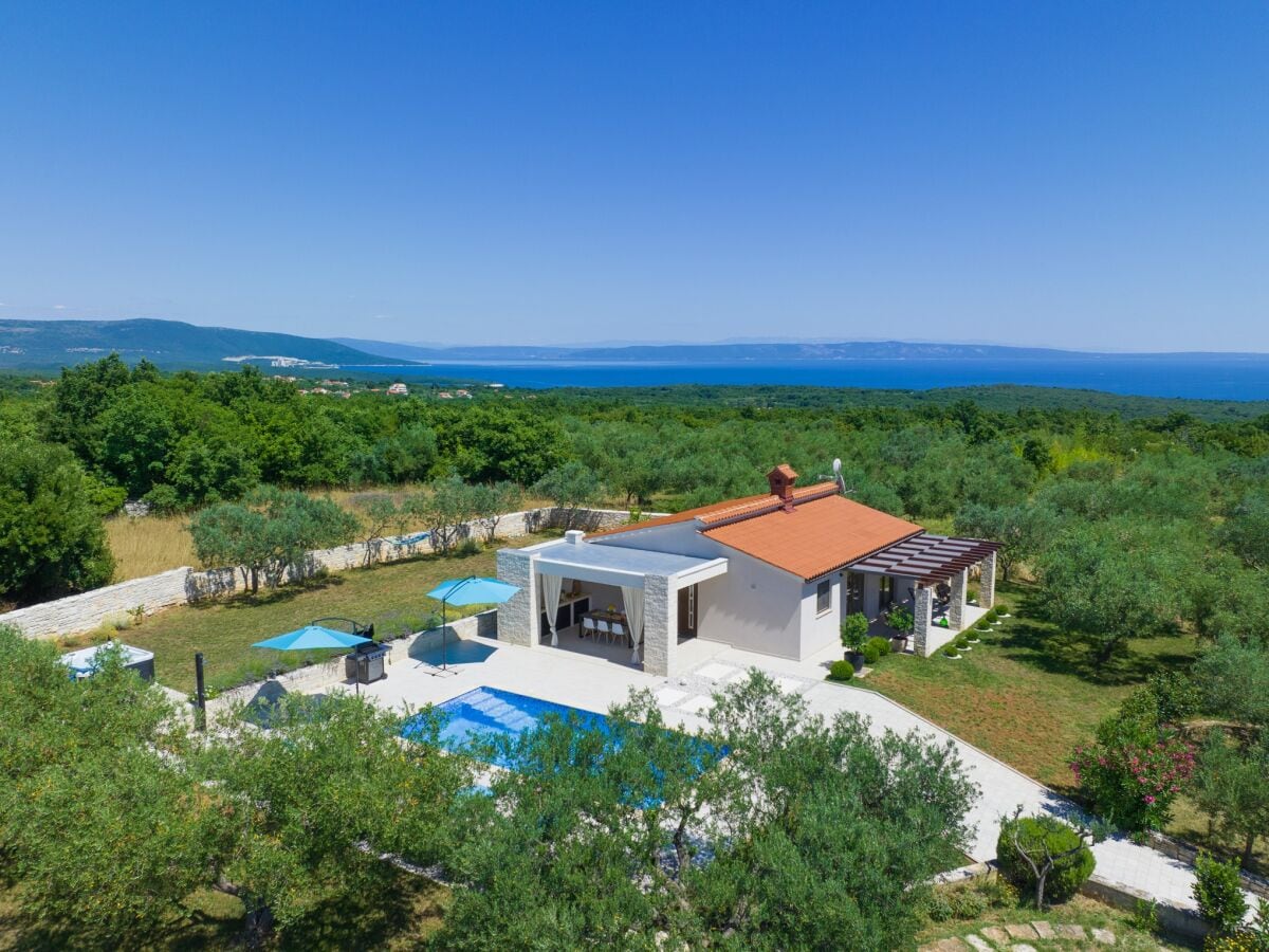 Villa Peruški Buitenaudio-opname 1