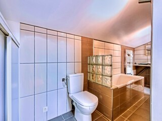 Holiday house Pernes-les-Fontaines Features 24