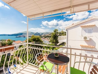 Apartment Okrug Gornji Outdoor Recording 3