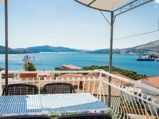 Appartement Okrug Gornji Buitenaudio-opname 1