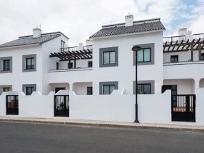 Geräumiges Ferienhaus in Corralejo mit privater Terrasse - Corralejo - image1