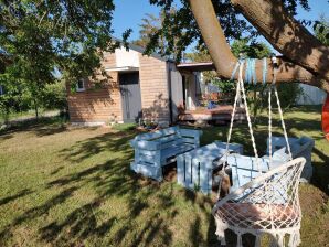 Ferienhaus in Nowe Warpno mit überdachter Terrasse - Nowe Warpno - image1