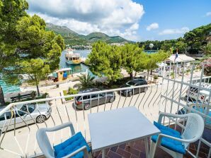 caravan: caravan Apartments Zarac - One Bedroom Apartment with Balcony and Sea View (Milanka) - Zaton bij Dubrovnik - image1