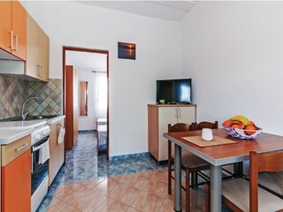 Apartment Povljana  12