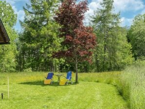 Holiday house Beautiful holiday home with a natural stream - Schwarzenberg in the Bohemian Forest - image1