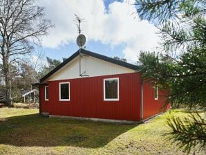 6 Personen Ferienhaus in Aakirkeby - Sommerodde - image1