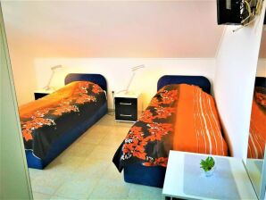 Appartement Apartments Milic - Twin Room 1 - 2 - Karin - image1