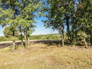 Ruhiges Ferienhaus mit Gemeinschaftspool