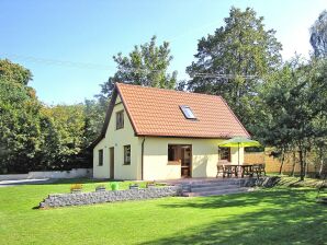 Holiday park Freistehendes Ferienhaus, umzäunt, am See in Wilkasy - Wilkasy - image1