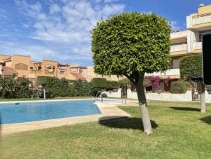Apartment mit Terrasse und Gemeinschaftspool - Roquetas de Mar - image1