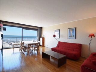 Apartment De Haan Features 1